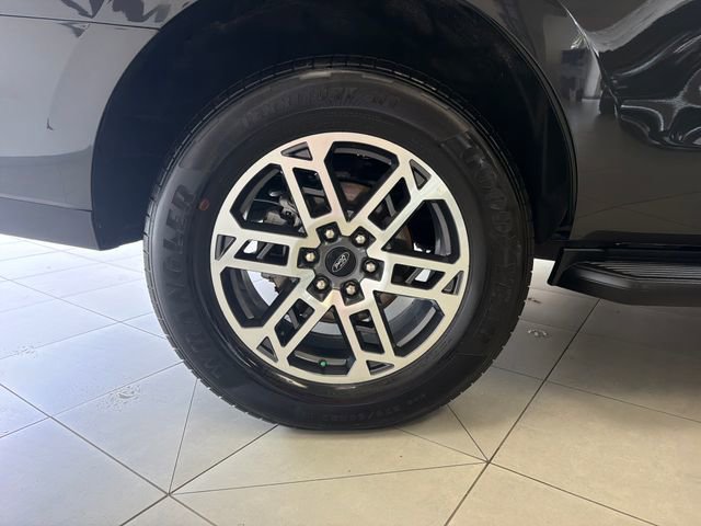 Certified 2025 Ford Expedition Active RWD image 31