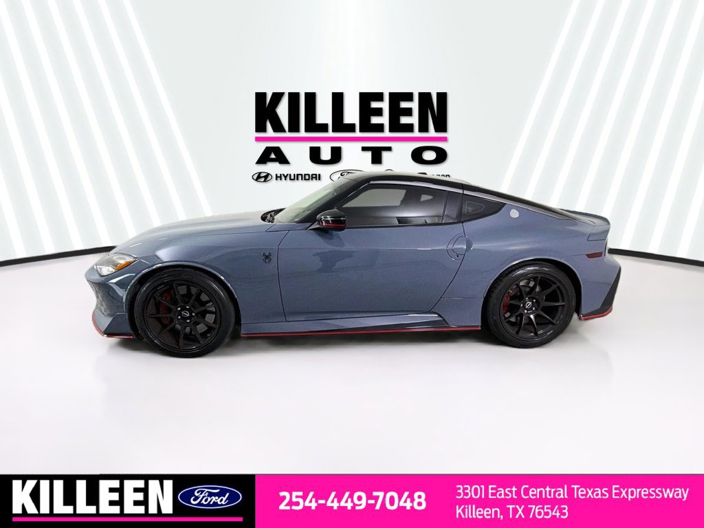 Used 2024 Nissan Z NISMO w/ Floor Mat Package RWD image 4