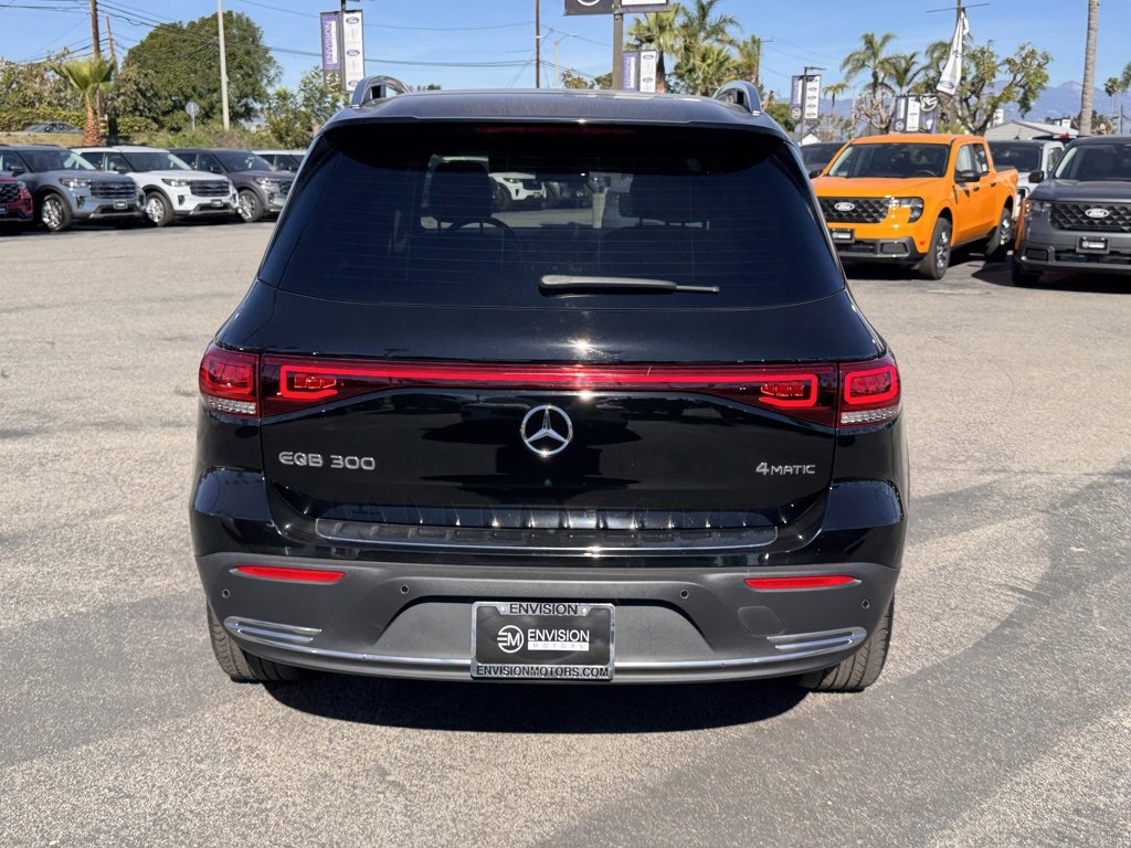 Used 2023 Mercedes-Benz EQB 300 300 image 11