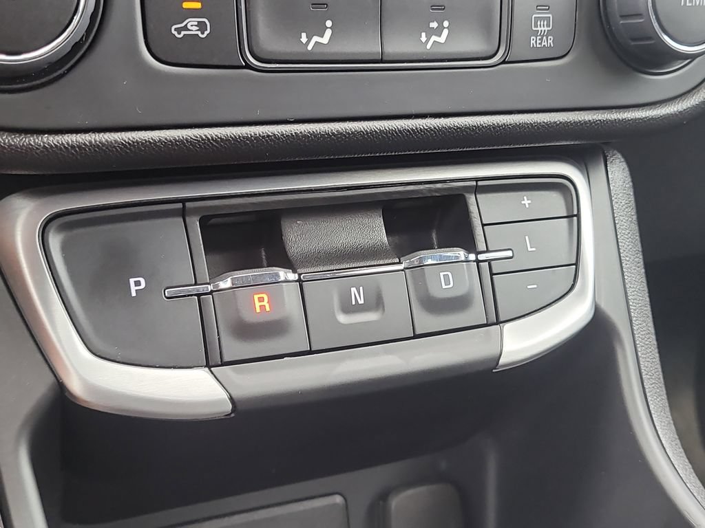 Used 2024 GMC Terrain SLE AWD/4WD image 22