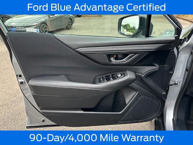 Used 2025 Subaru Outback Premium AWD/4WD image 12