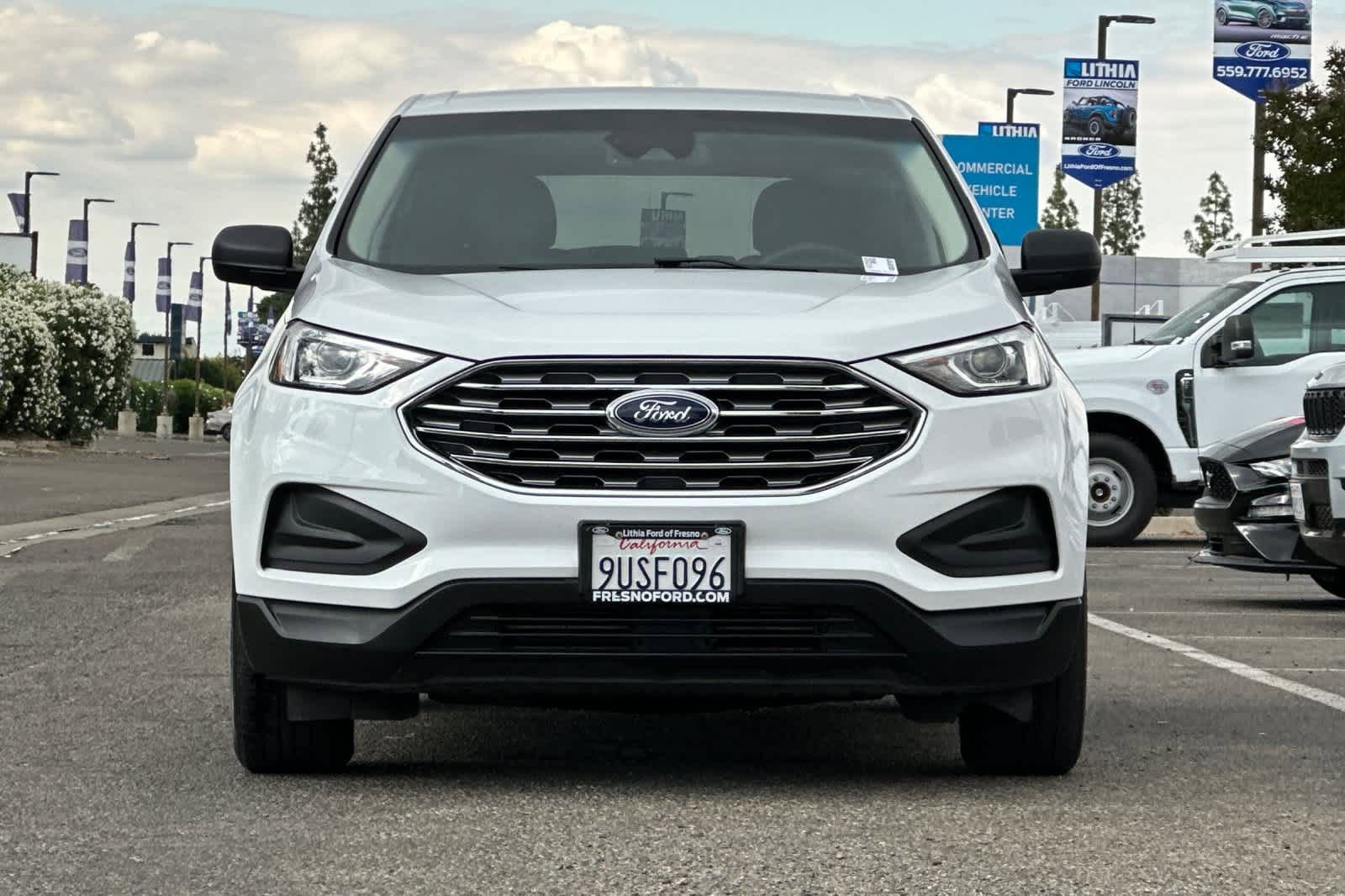 Certified 2019 Ford Edge SE w/ Cargo Accessory Package FWD image 11