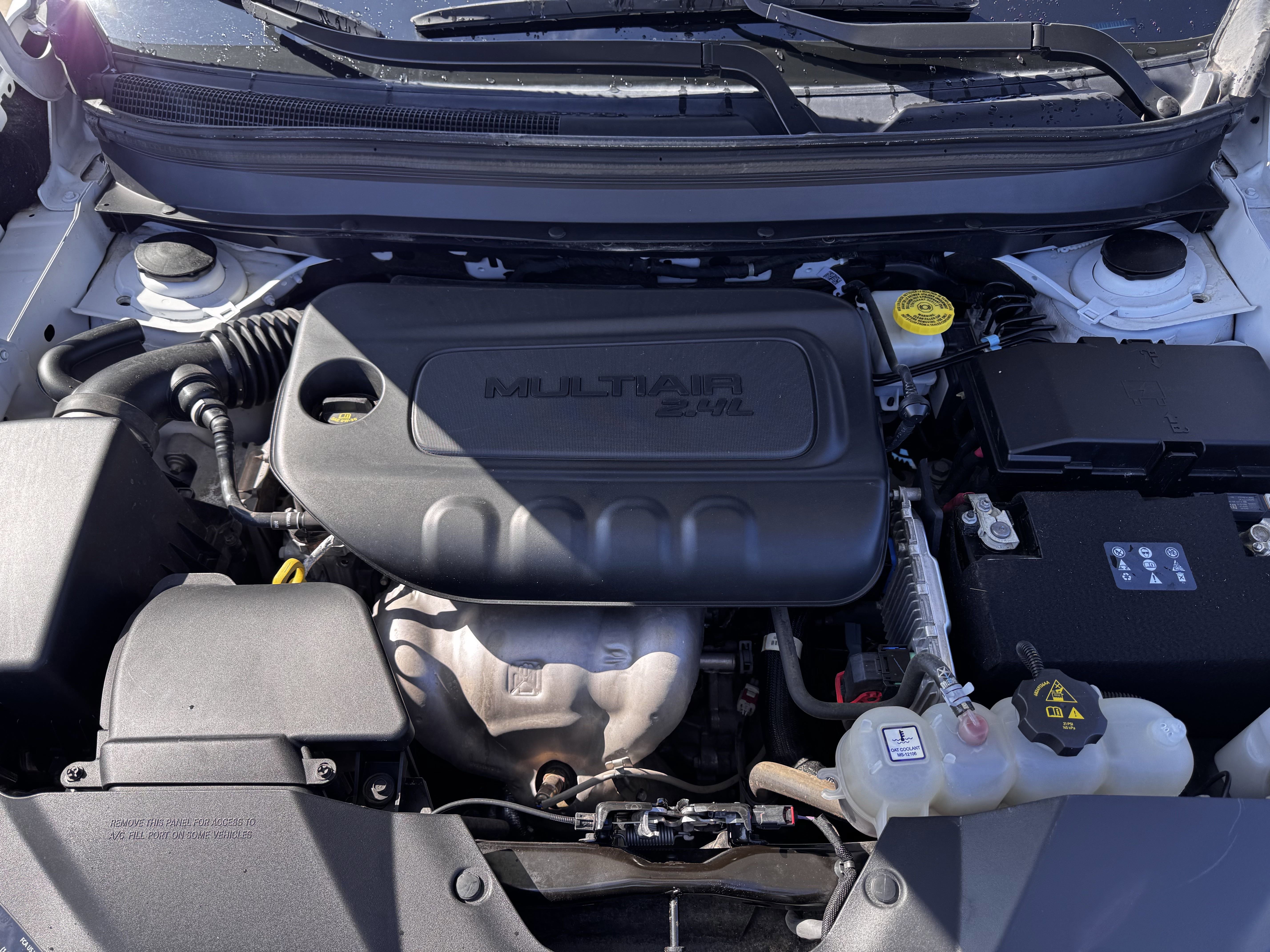 Used 2023 Jeep Cherokee Altitude Lux image 45