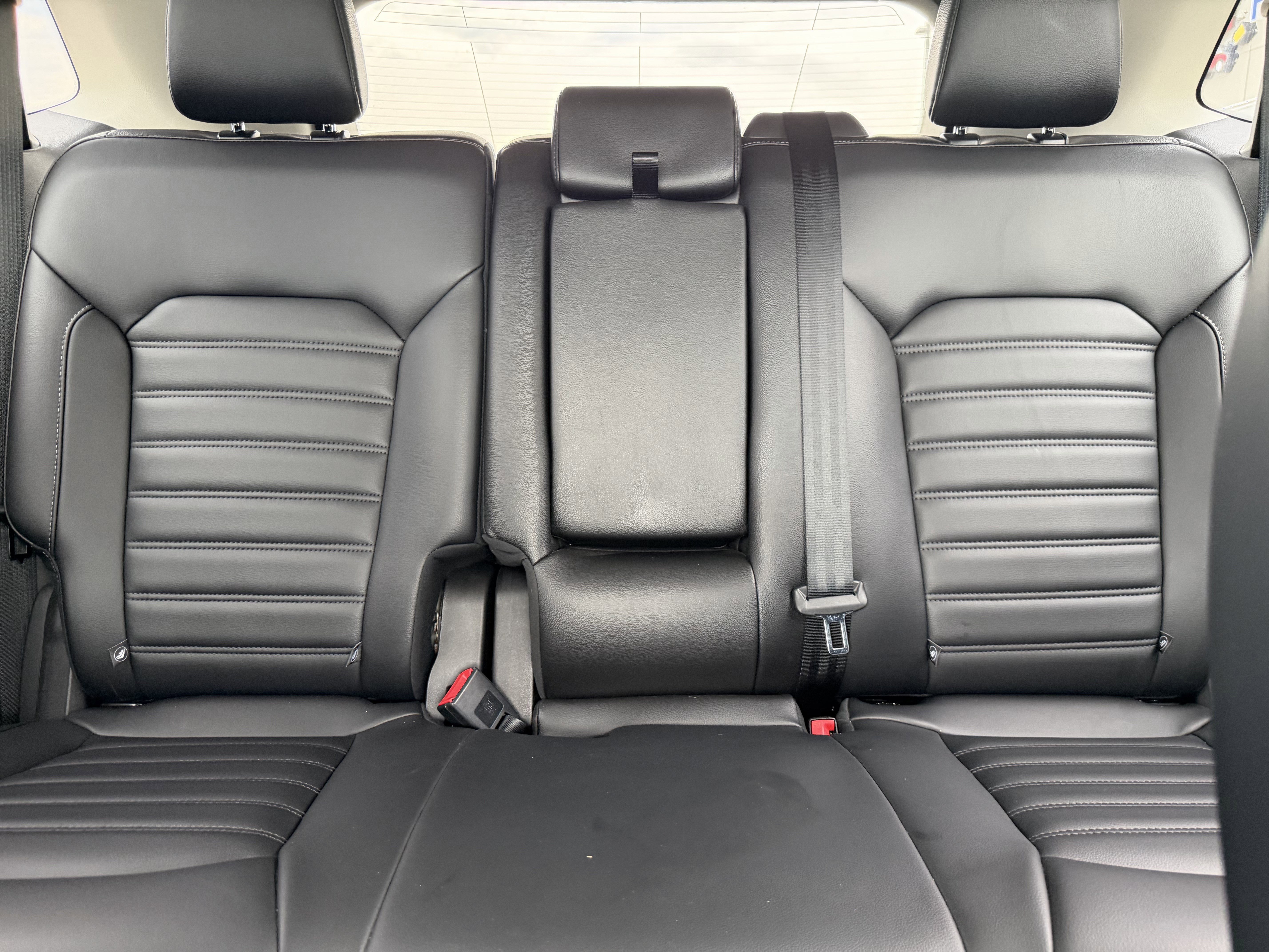 Certified 2024 Ford Edge SEL w/ Convenience Package AWD/4WD image 13