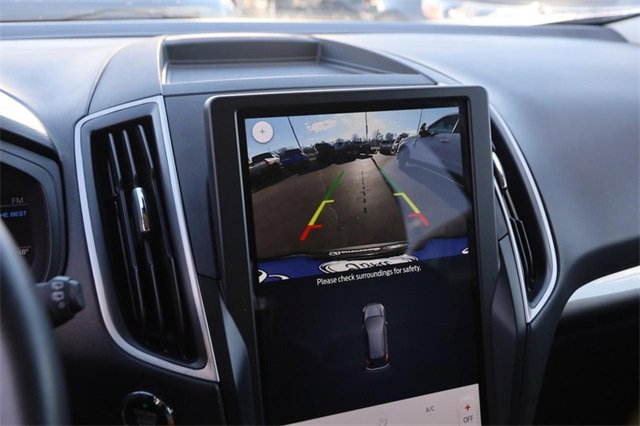 Certified 2024 Ford Edge SEL image 16