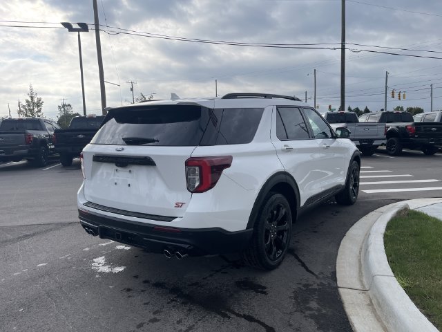 Certified 2023 Ford Explorer ST w/ Equipment Group 401A AWD/4WD image 5