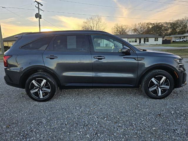 Used 2022 Kia Sorento S image 4