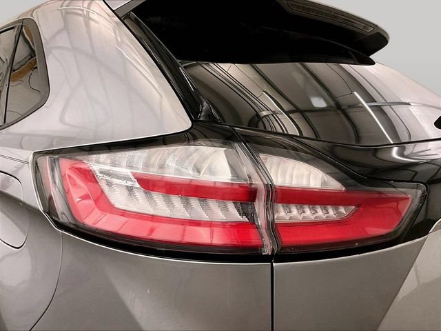 Certified 2020 Ford Edge SE FWD image 28