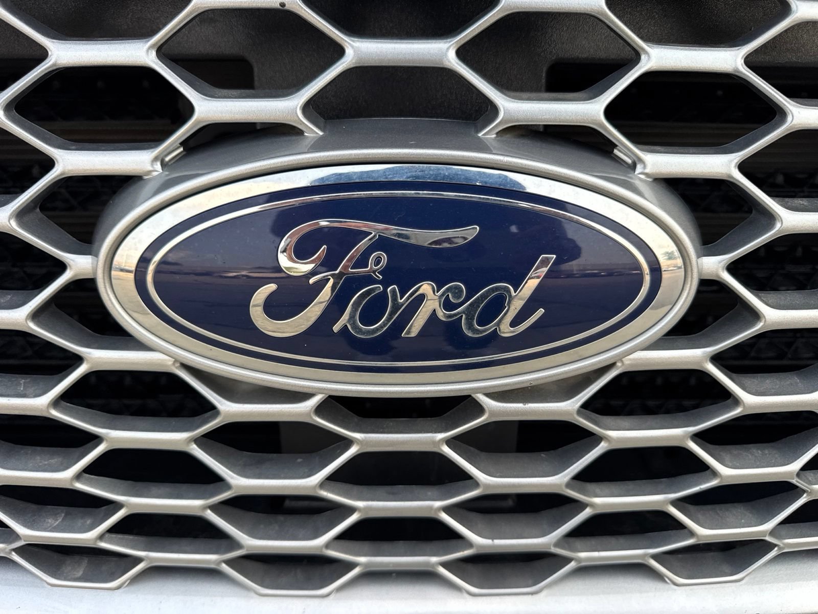 Certified 2024 Ford Edge SEL w/ Convenience Package AWD/4WD image 13