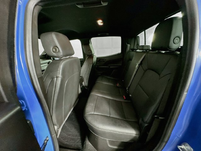 Used 2025 Chevrolet Colorado Trail Boss AWD/4WD image 29