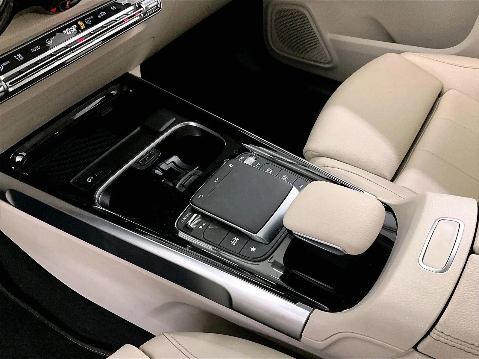 Used 2021 Mercedes-Benz GLB 250 4MATIC image 16