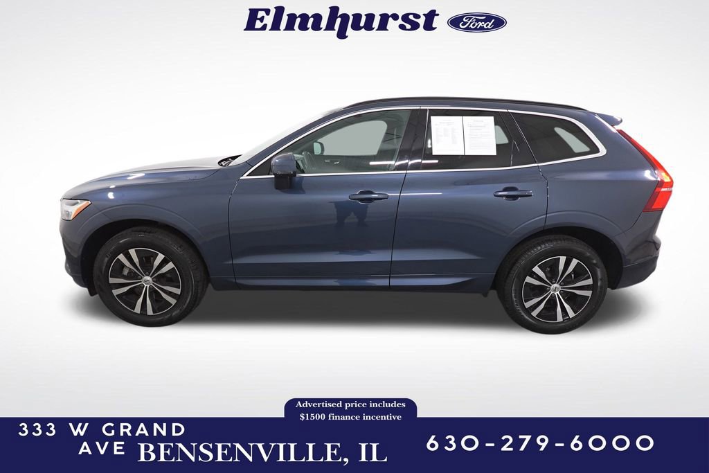 Used 2023 Volvo XC60 B5 Core image 2