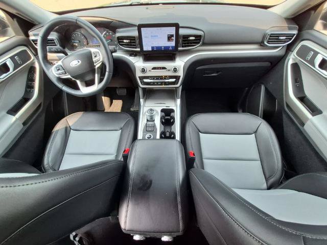 Certified 2023 Ford Explorer XLT w/ Equipment Group 202A AWD/4WD image 19