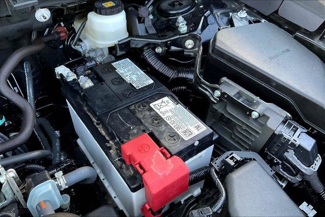 Used 2025 Toyota RAV4 XLE FWD image 32
