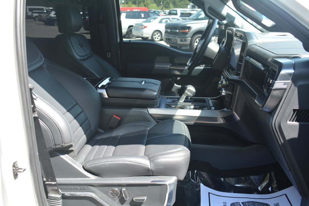 Certified 2025 Ford F150 Platinum w/ FX4 Off-Road Package AWD/4WD image 21