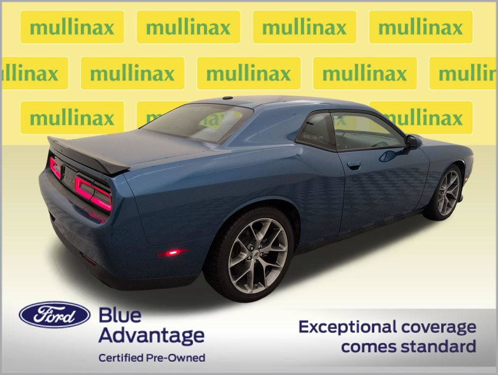 Used 2023 Dodge Challenger GT RWD image 3