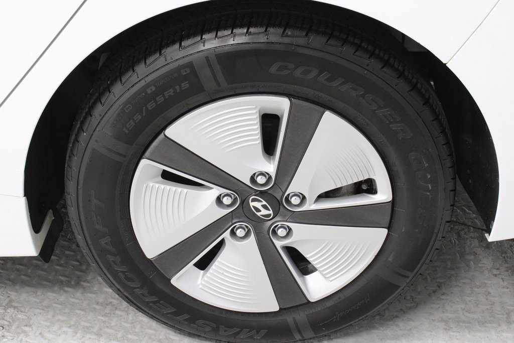 Used 2020 Hyundai Ioniq Blue image 18