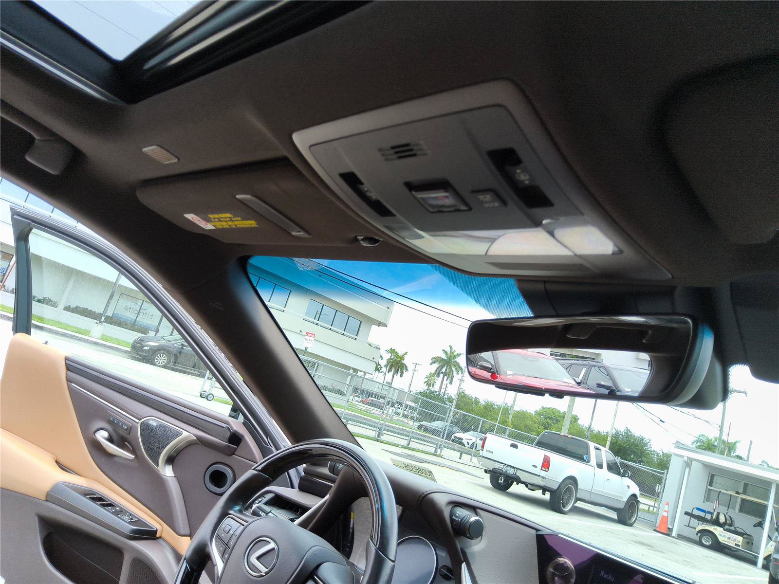 Used 2021 Lexus ES 350 Ultra Luxury FWD image 31