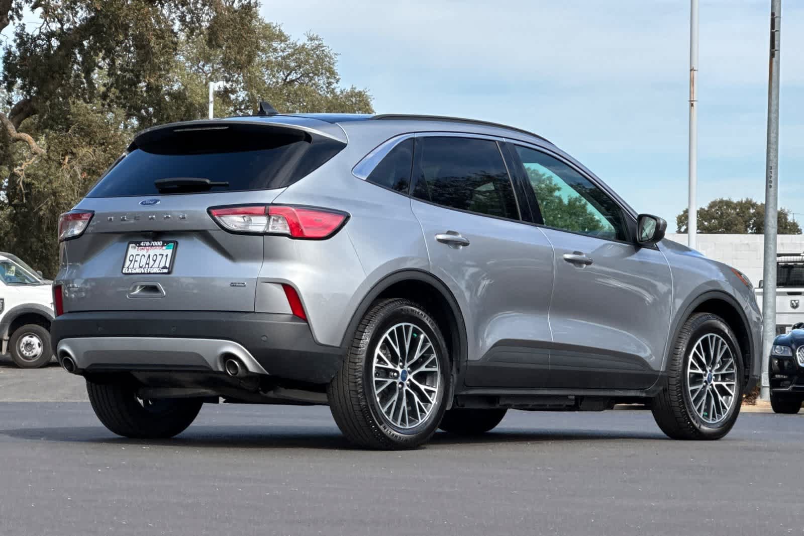Certified 2022 Ford Escape SEL w/ Technology Package FWD image 2