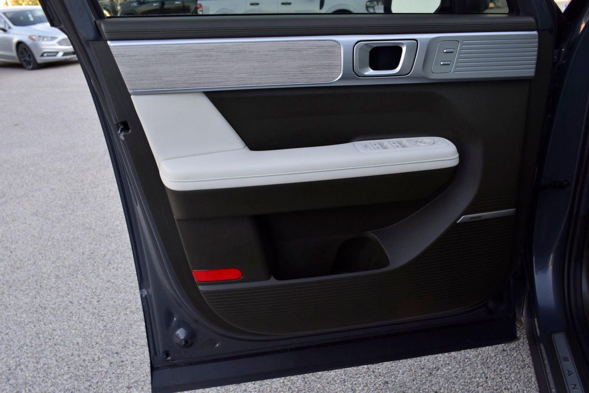 Used 2025 Hyundai Santa Fe Calligraphy image 19