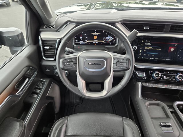 Used 2024 GMC Sierra 2500 Denali AWD/4WD image 12