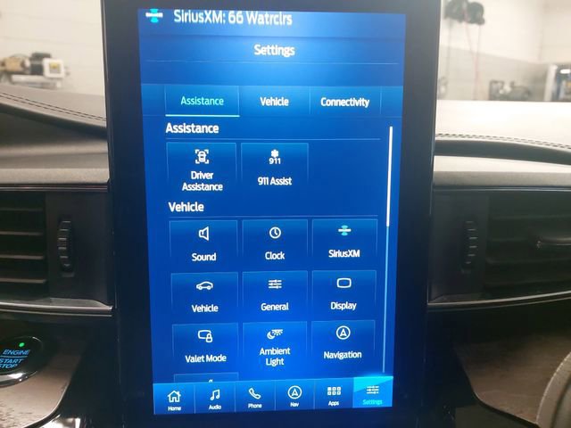 Certified 2021 Ford Explorer Platinum w/ Equipment Group 601A image 21