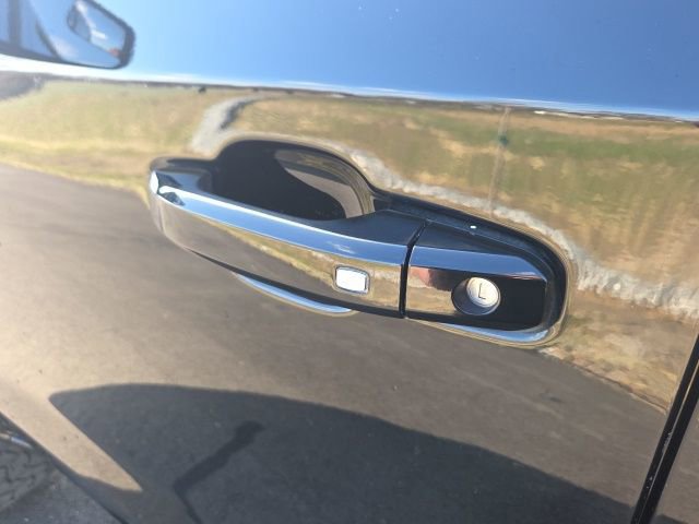 Used 2020 Chevrolet Silverado 1500 LT Trail Boss image 18