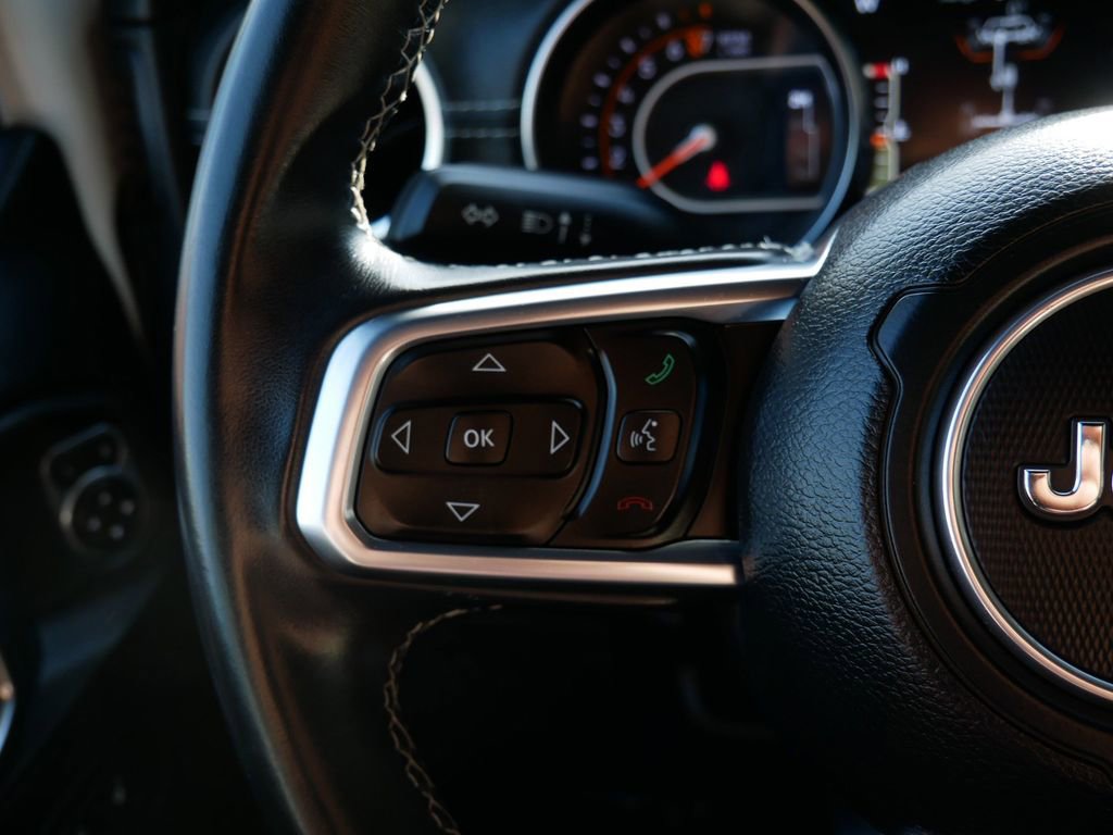 Used 2018 Jeep Wrangler Unlimited Sahara image 20