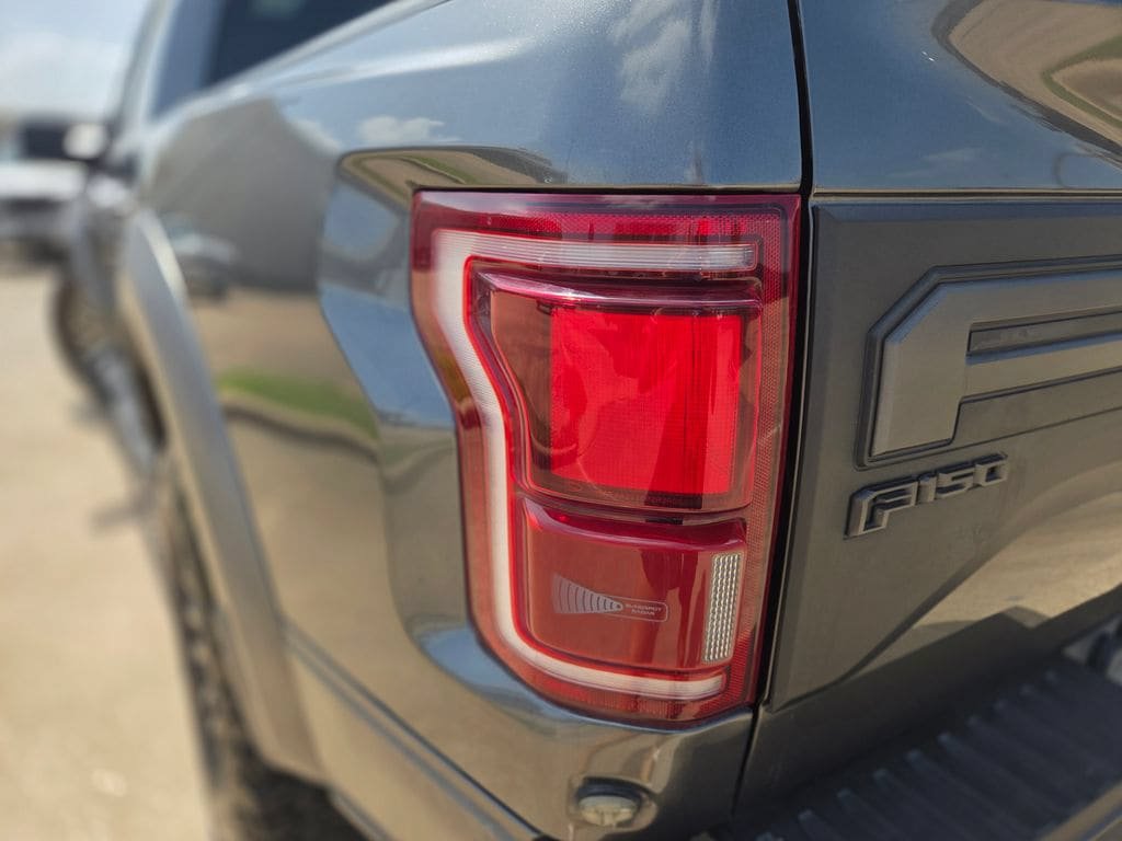 Certified 2020 Ford F150 Raptor w/ Equipment Group 802A Luxury AWD/4WD image 35
