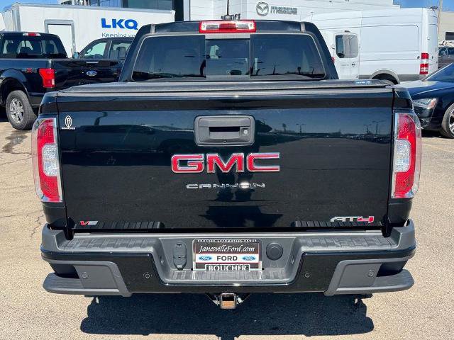 Used 2022 GMC Canyon AT4 w/ Trailering Package AWD/4WD image 4