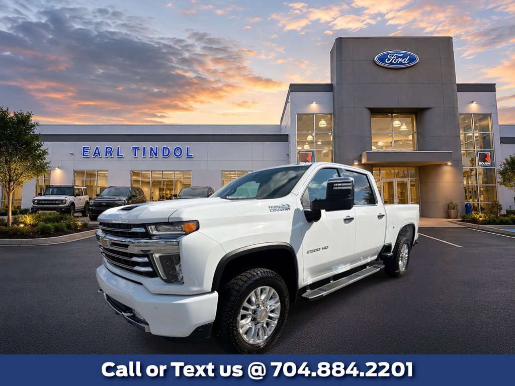 Used 2022 Chevrolet Silverado 2500 High Country AWD/4WD image 1