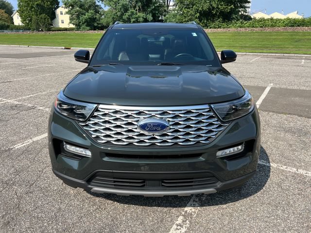 Certified 2023 Ford Explorer Platinum w/ Technology Package AWD/4WD image 3