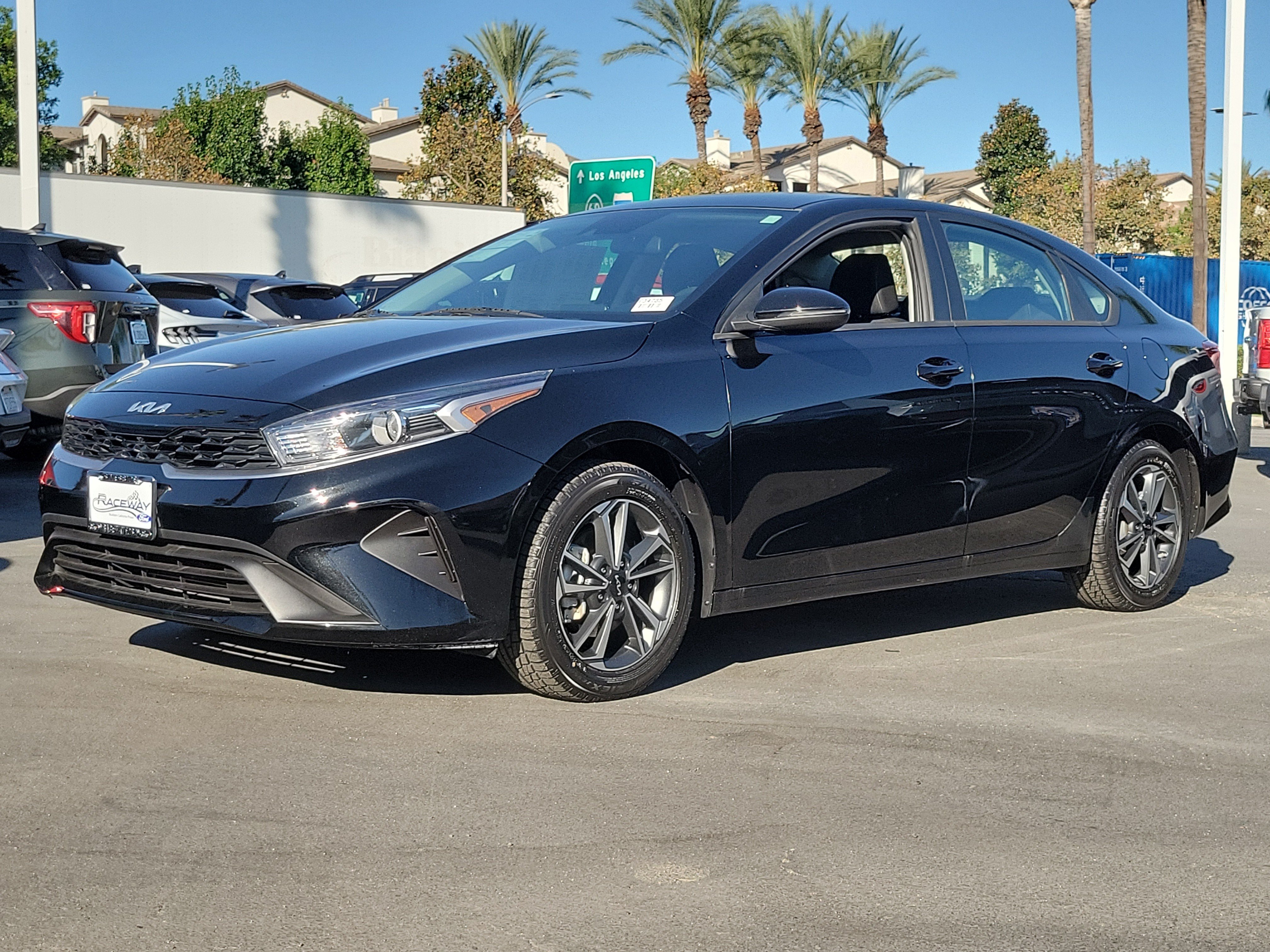 Used 2023 Kia Forte LXS w/ LXS Technology Package FWD image 16