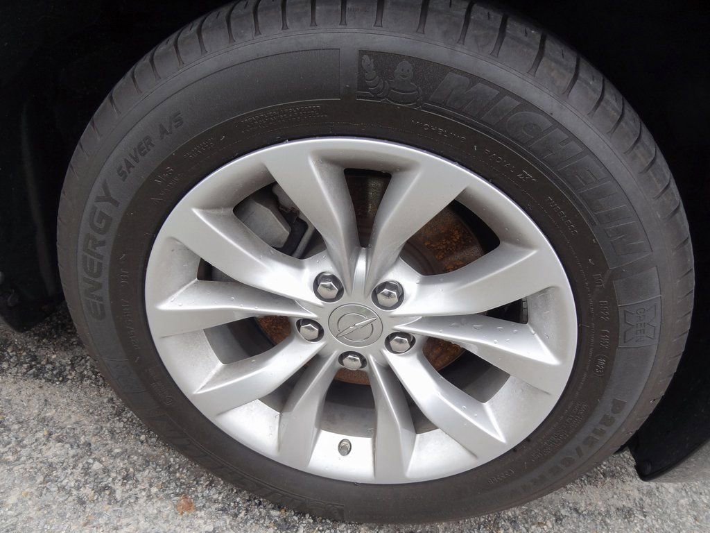 Used 2023 Chrysler 300 Touring image 14