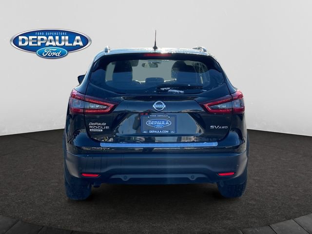 Used 2022 Nissan Rogue Sport SV w/ Technology Package image 2