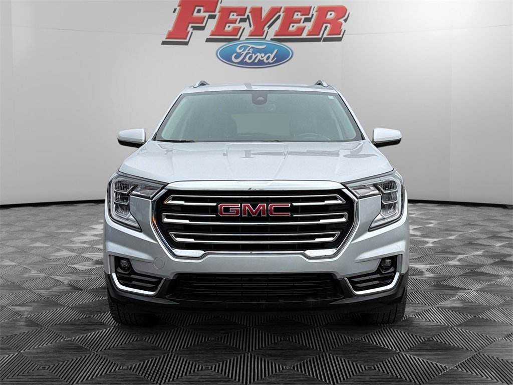 Used 2022 GMC Terrain SLT image 8