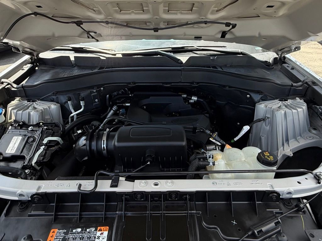 Certified 2020 Ford Explorer XLT w/ Class III Trailer Tow Package image 31