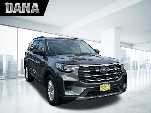 Certified 2025 Ford Explorer Active AWD/4WD image 1