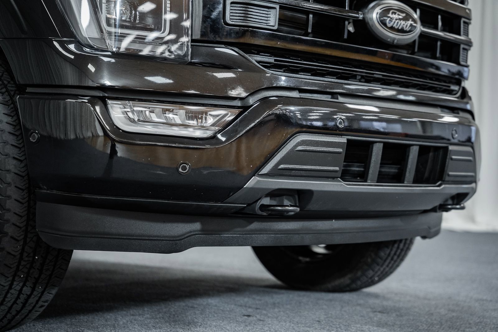 Certified 2023 Ford F150 Lariat w/ Equipment Group 502A High image 17