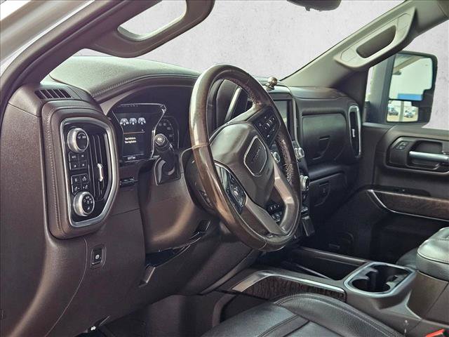 Used 2021 GMC Sierra 3500 Denali w/ Denali Ultimate Package AWD/4WD image 9