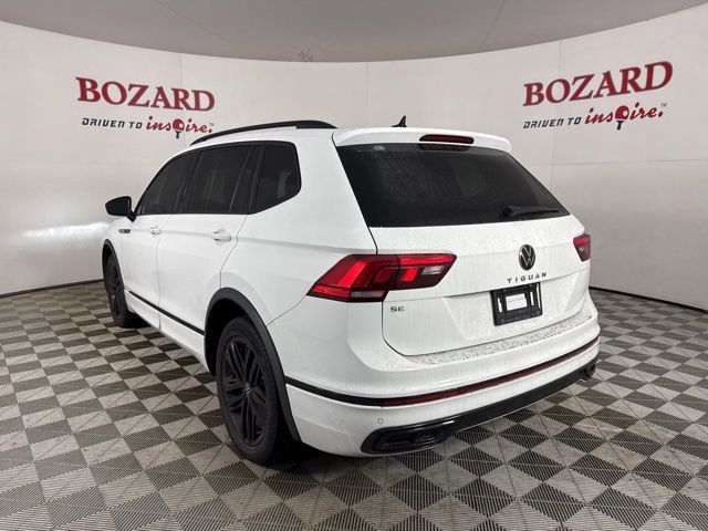 Used 2022 Volkswagen Tiguan SE R-Line image 3