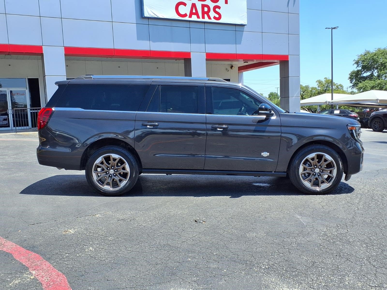 Certified 2025 Ford Expedition Max King Ranch AWD/4WD image 4