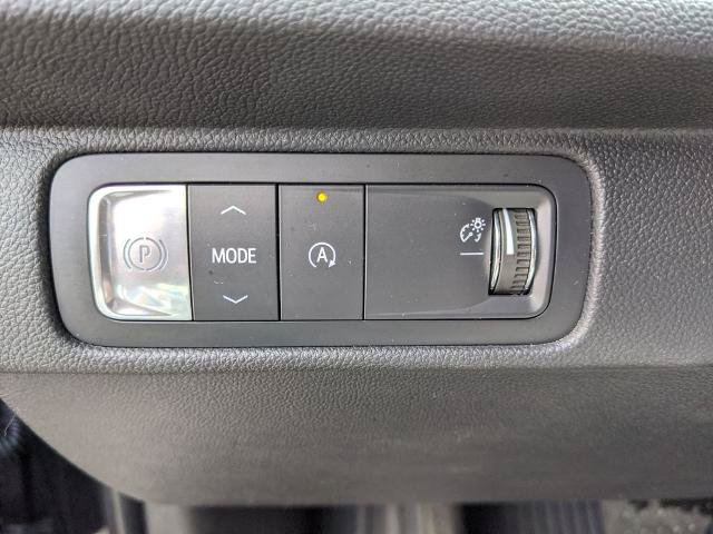 Used 2025 Chevrolet Traverse High Country FWD image 12