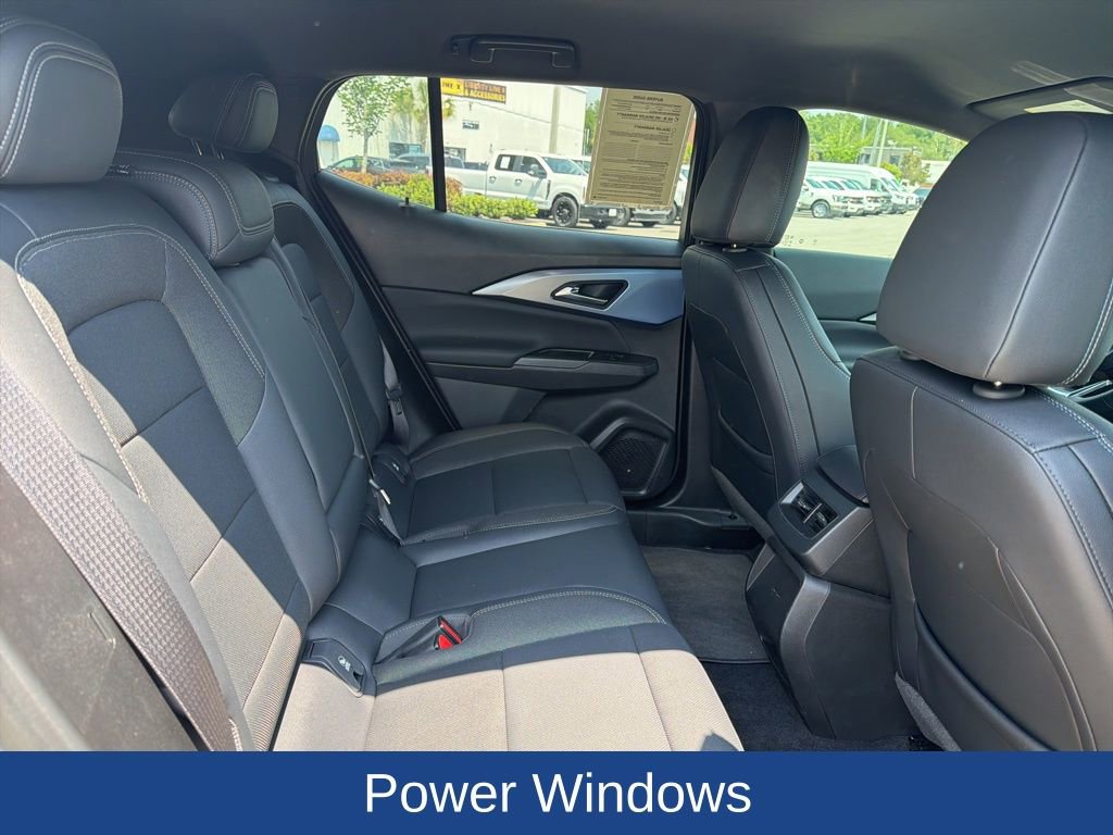 Used 2025 Chevrolet Equinox EV LT w/ Convenience Package AWD/4WD image 28