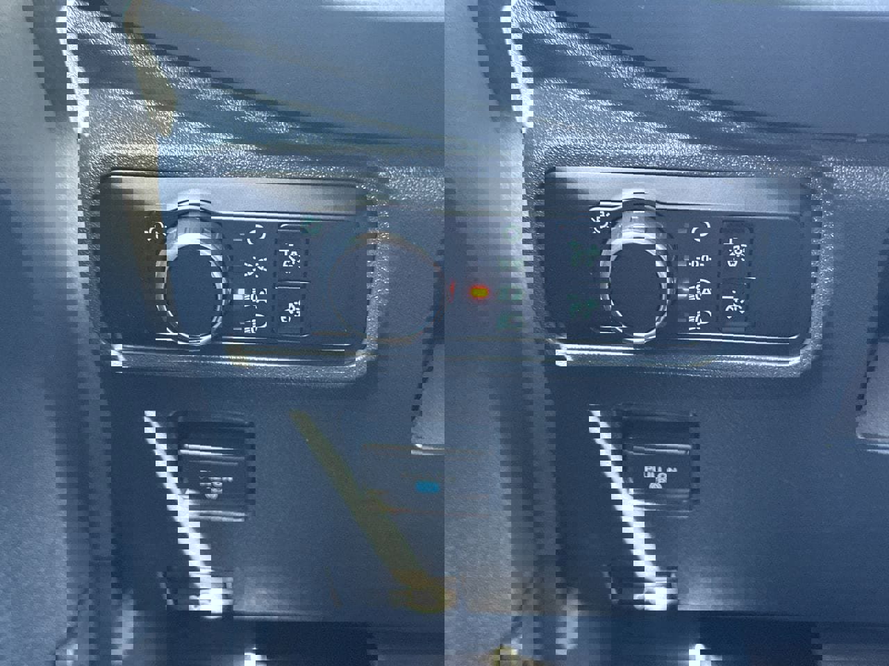 Certified 2025 Ford Bronco Big Bend image 34