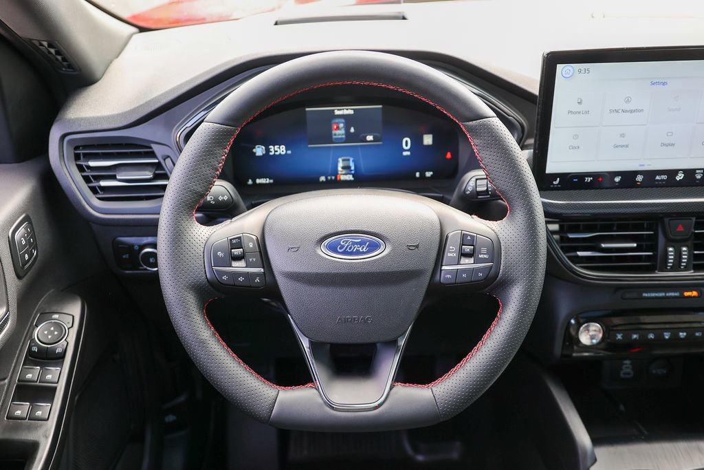 Certified 2025 Ford Escape ST-Line Elite w/ Premium Technology Package AWD/4WD image 10