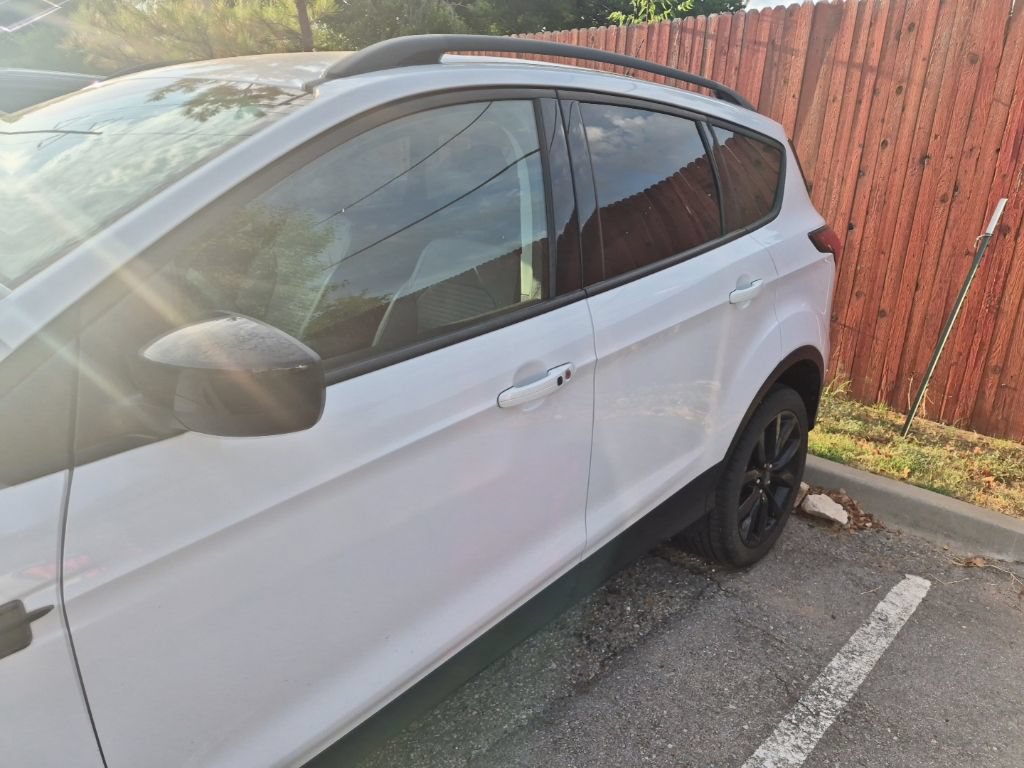 Certified 2019 Ford Escape SE FWD image 6