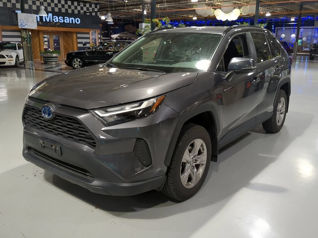 Used 2024 Toyota RAV4 LE AWD/4WD image 1