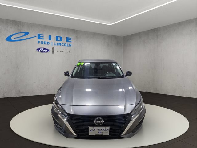 Used 2024 Nissan Altima 2.5 SR FWD image 6