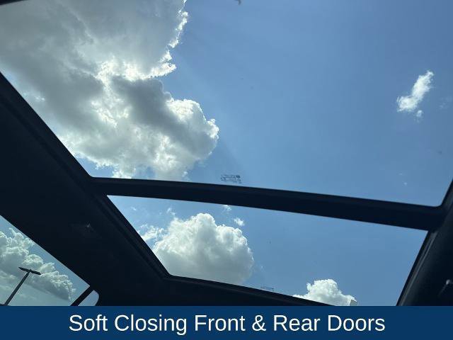 Used 2023 Cadillac Escalade Premium Luxury Platinum image 20